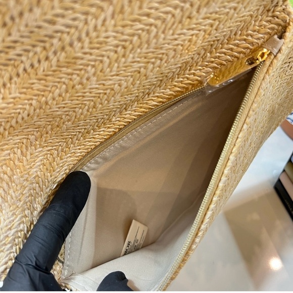 Dior Limited Edition Raffia Clutch NWT/NIB ⚜️ - Picture 4 of 7
